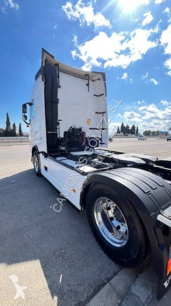 Cabeza tractora Volvo