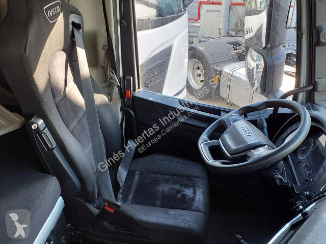 جرار Iveco Stralis AS440S48T/P