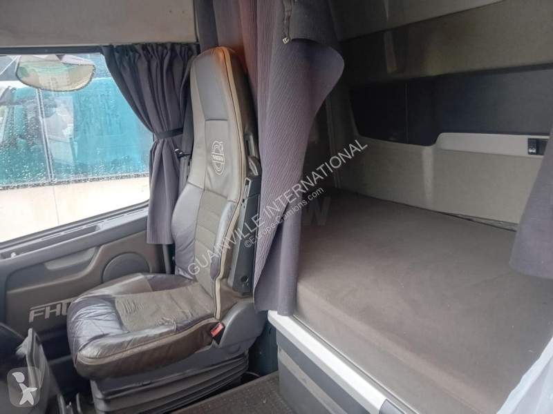 جرار Volvo
