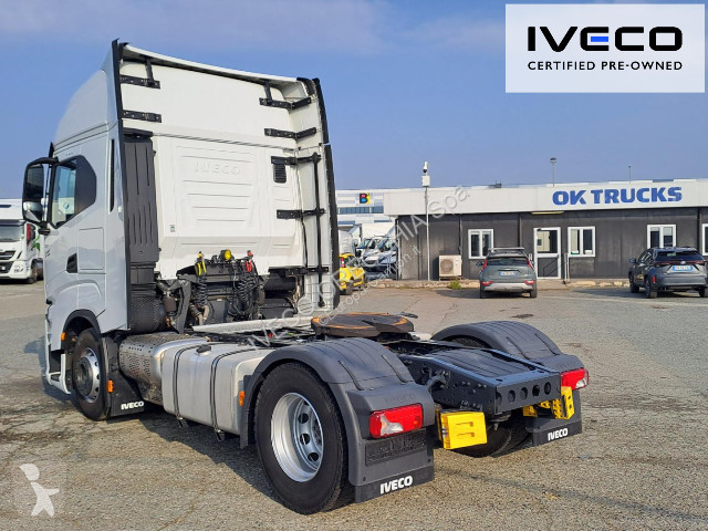 جرار Iveco S-WAY AS440S49T/P