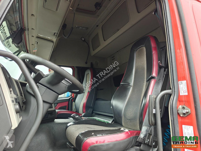جرار Volvo 4x2 Globetrotter Euro6B - Stainless...