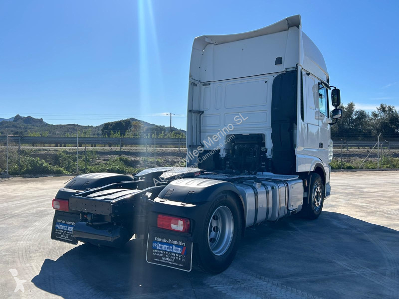 Cabeza tractora DAF XF 106.480
