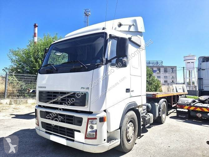 جرار Volvo
