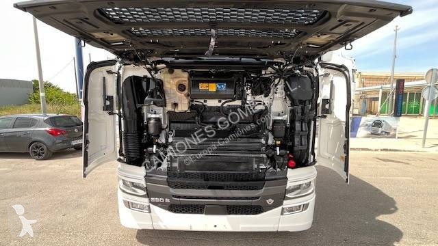 جرار Scania