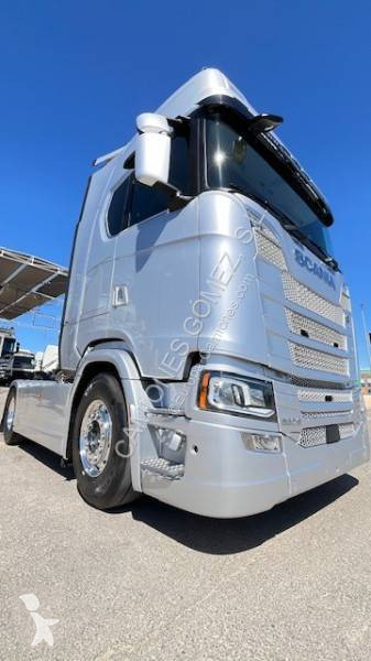 جرار Scania