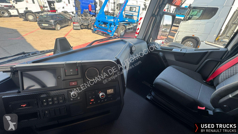جرار Renault