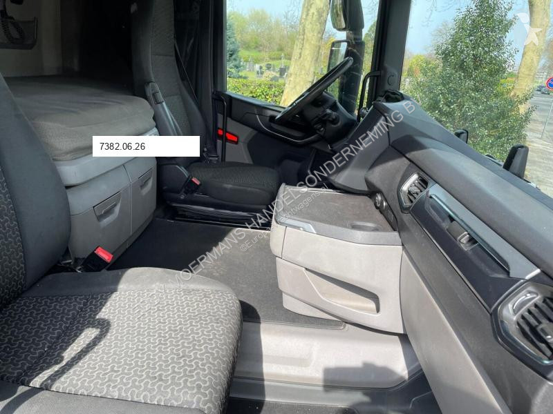 Cap tractor Scania R410
