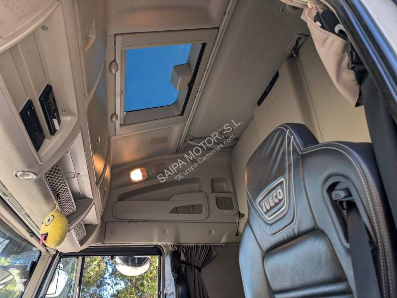 Iveco  tractor unit
