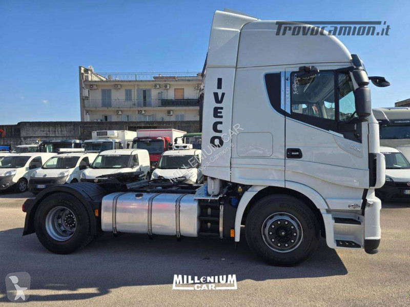 جرار Iveco 570 MANUAL RETARDER IMP IDRAULICO