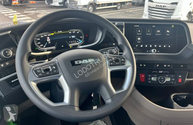 Traktor DAF X