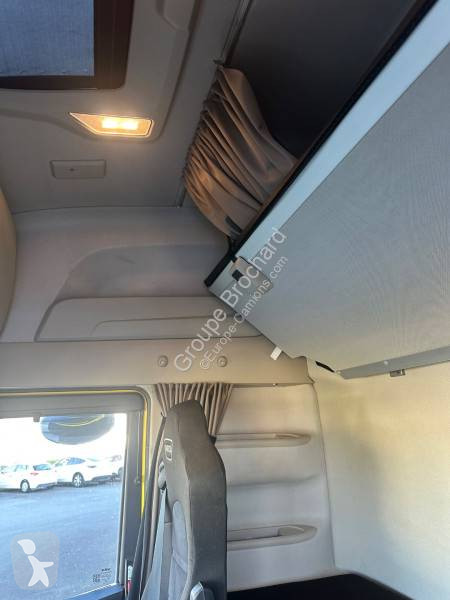 Iveco  tractor unit
