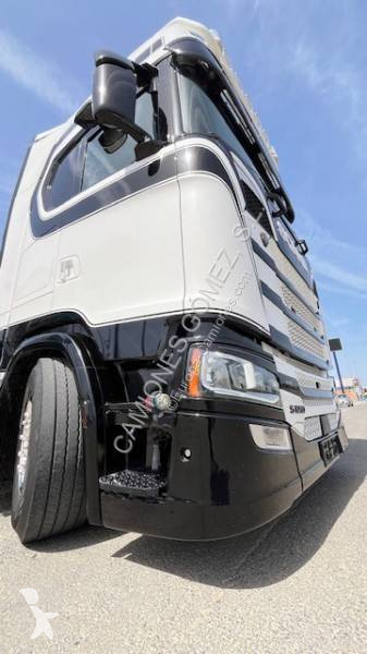 جرار Scania