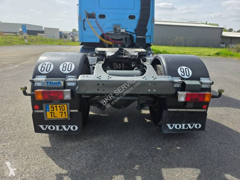 جرار Volvo