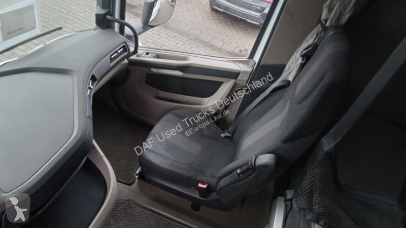 Trekker DAF XG  FT 4X2