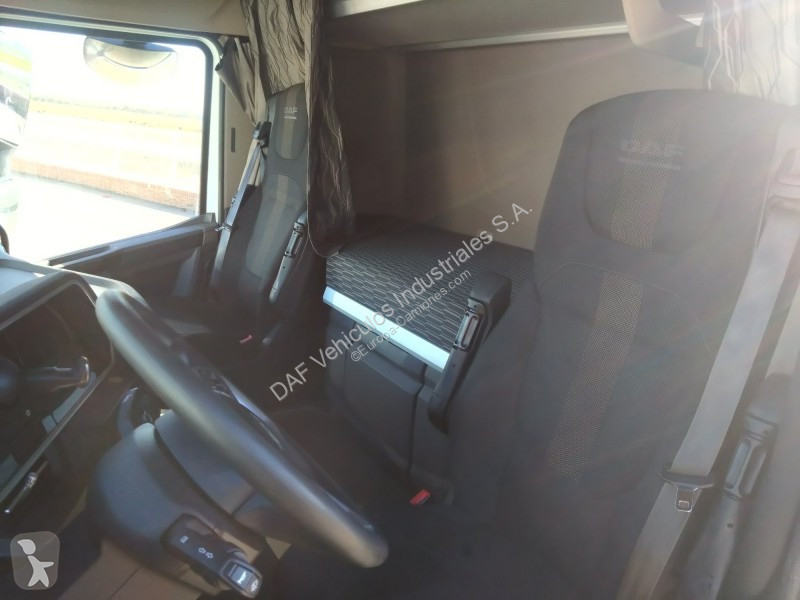 Tracteur DAF XFn  FT 4X2