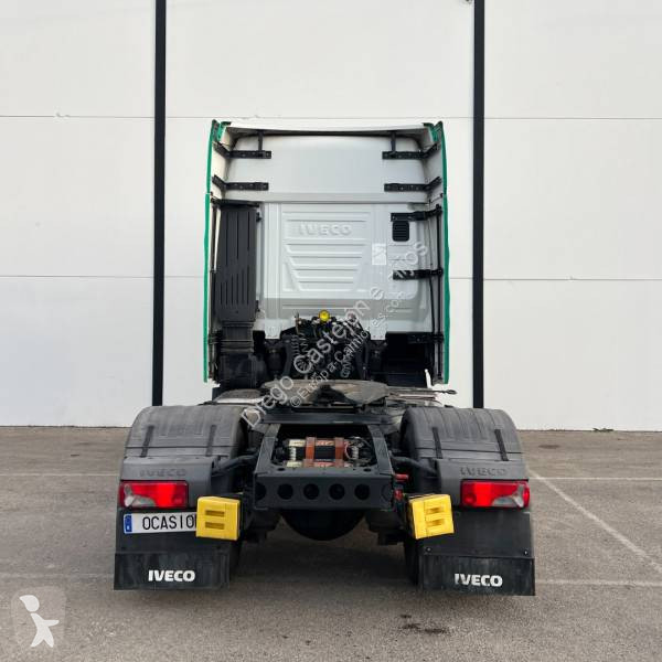 Traktor Iveco