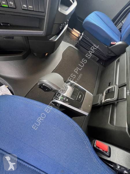 جرار Volvo