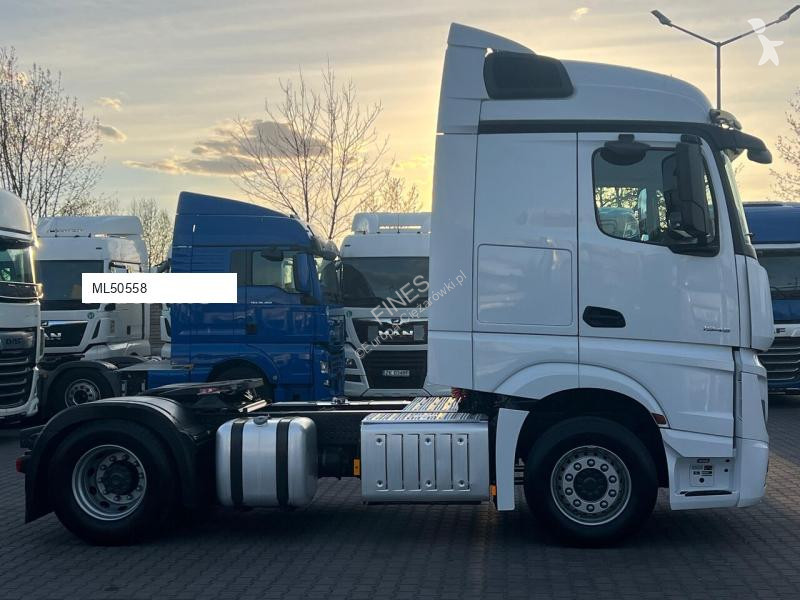 Влекач Mercedes Actros 1845
