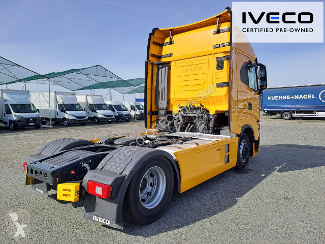 جرار Iveco S-WAY AS440S53T/P