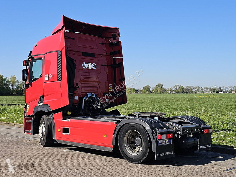 Trekker Renault T 520