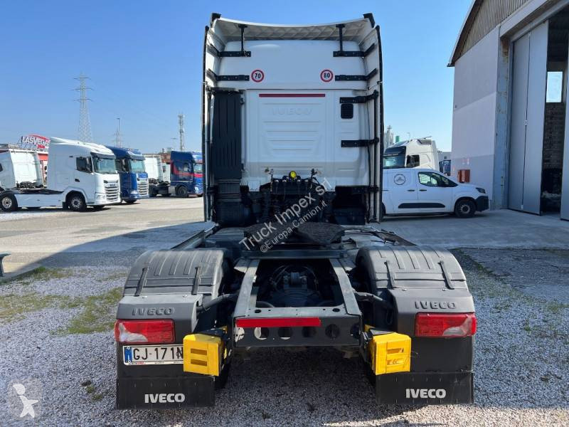 جرار Iveco