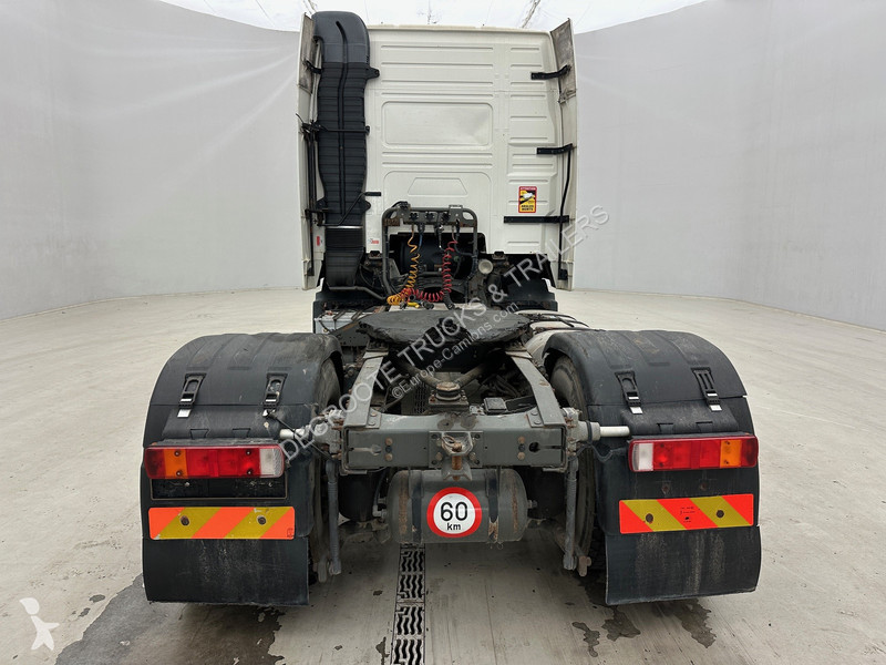 جرار Volvo 420 Globetrotter