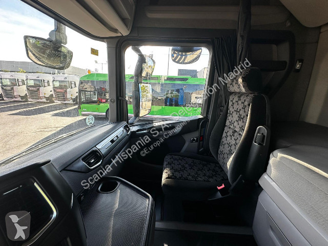 جرار Scania R 450 A4x2LA