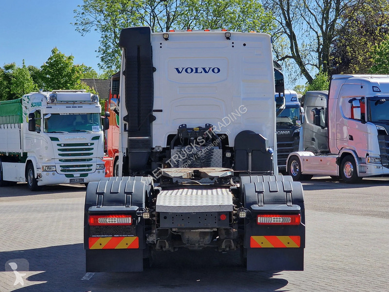جرار Volvo 13500 Low roof 6x2 - PTO/Hydraulic -...