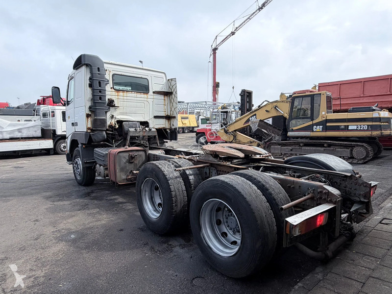 جرار Volvo 12420 Heavy Duty Tractor 6x4 Manual...