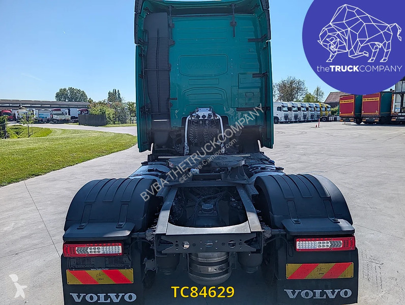 جرار Volvo 500