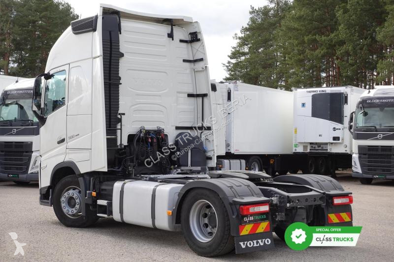 Tracteur Volvo 500 Globetrotter XL