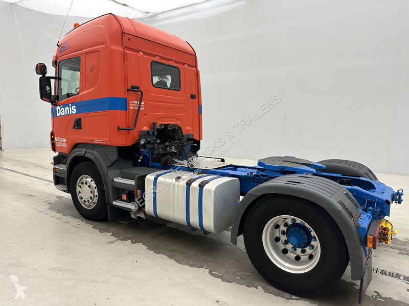 جرار Scania 440*