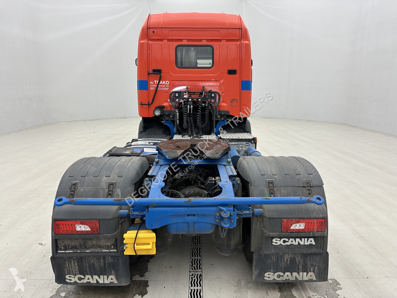 جرار Scania 450