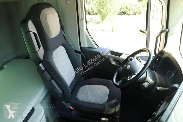 Tahač Ford 500