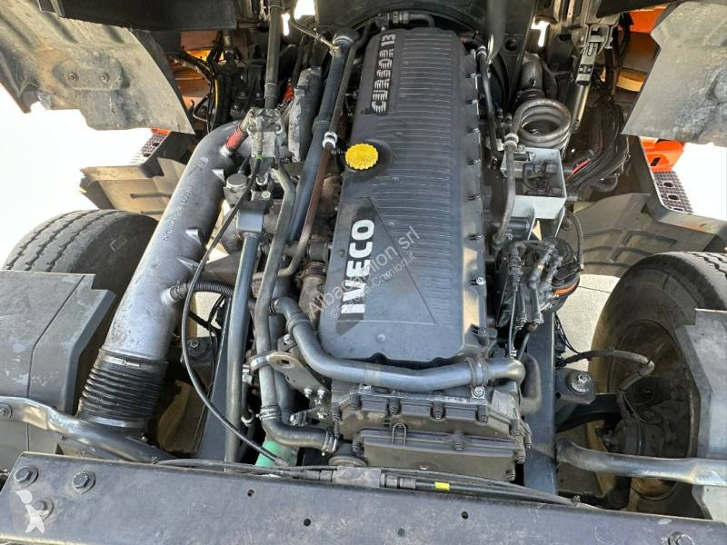 Iveco  tractor unit