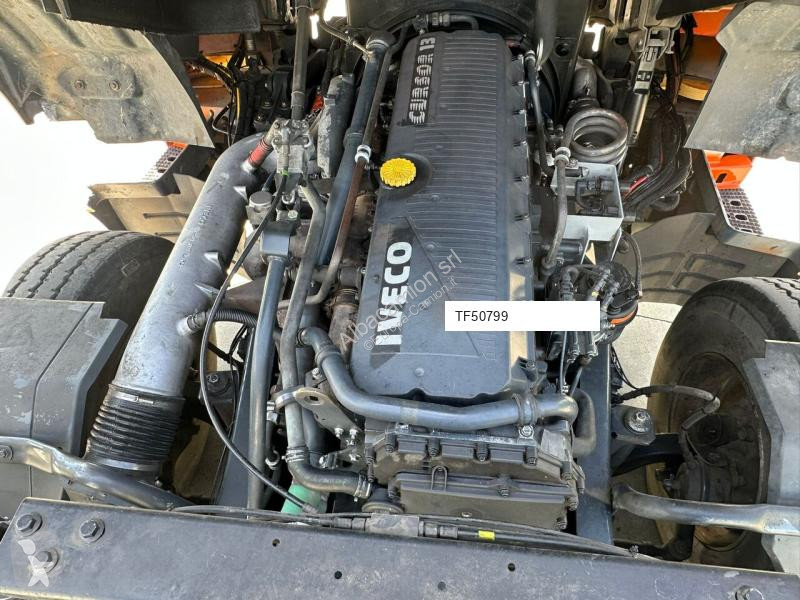 Iveco 480 tractor unit