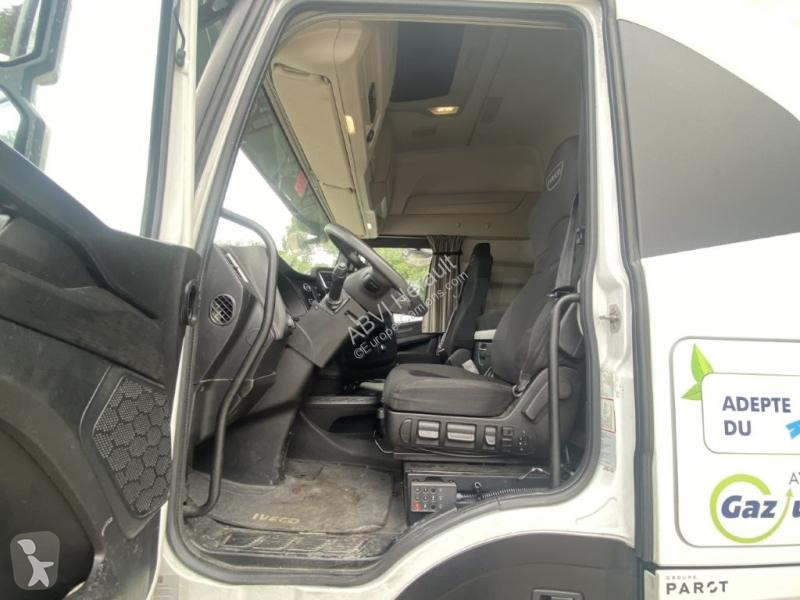Iveco AS440S46TP CNG tractor unit