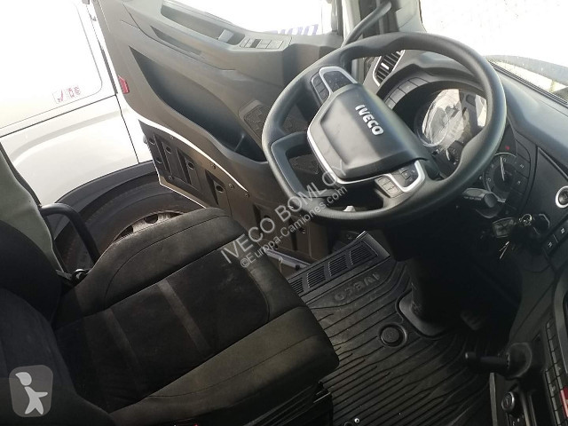 Iveco Stralis AS440S49T/P tractor unit