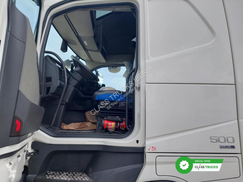 Тягач Volvo 500 Globetrotter XL i-ParkCool...