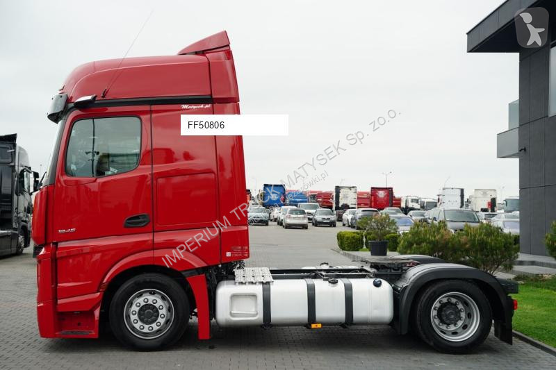 Влекач Mercedes ACTROS 1845