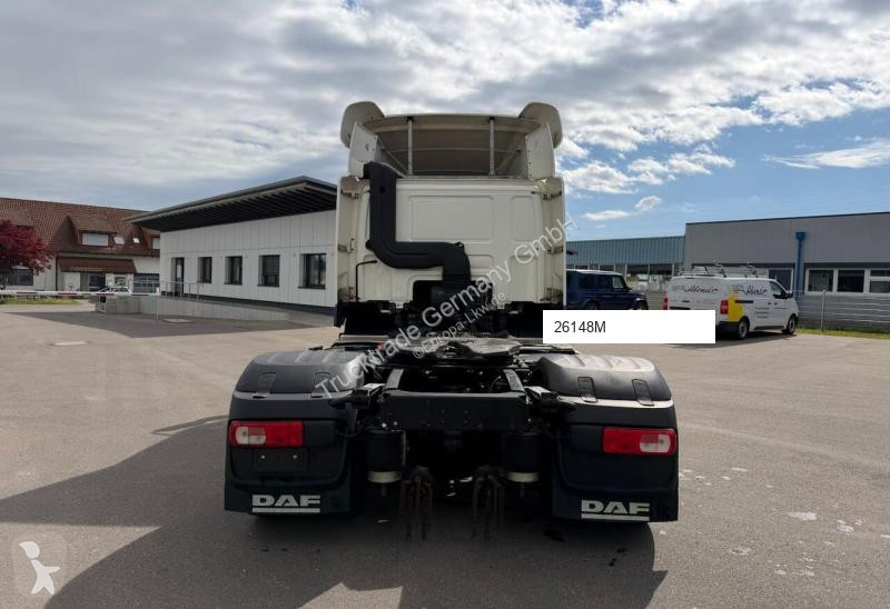 جرار DAF 685 400
