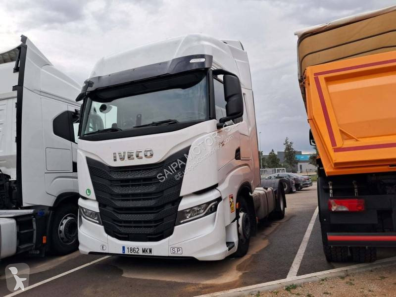 جرار Iveco