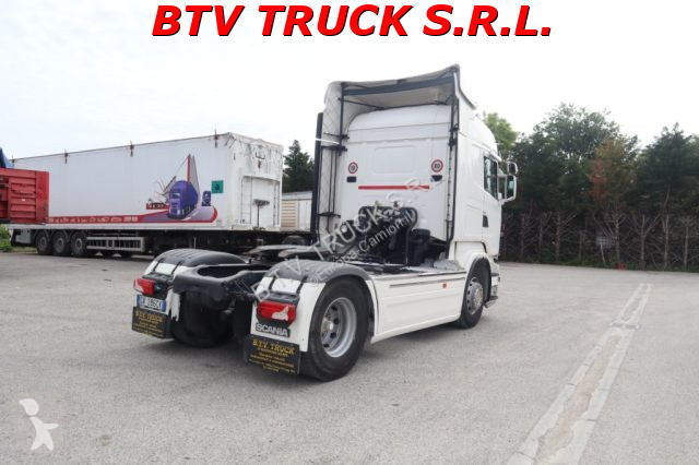 جرار Scania DA