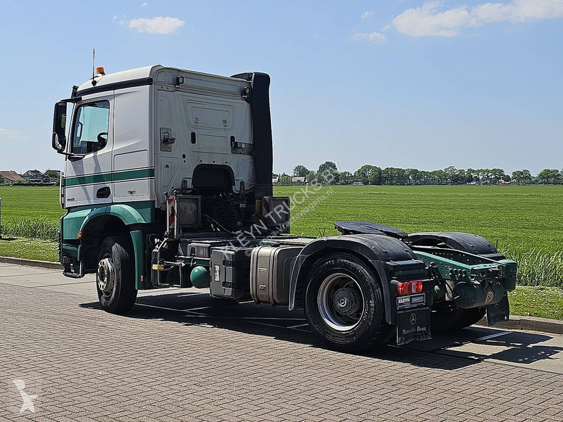جرار Mercedes ACTROS 1945