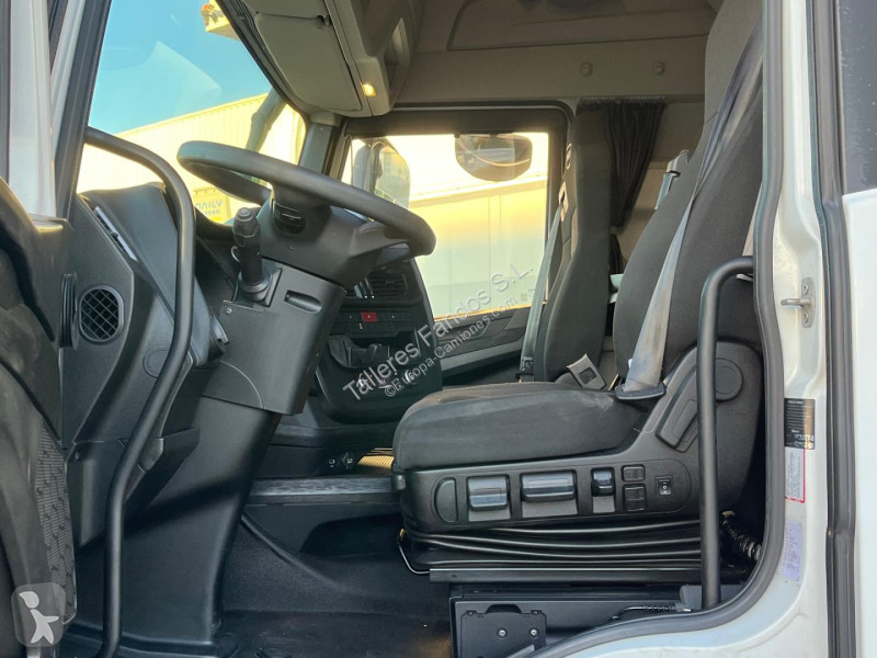 جرار Iveco  480 AUTOMATICO CON INTARDER