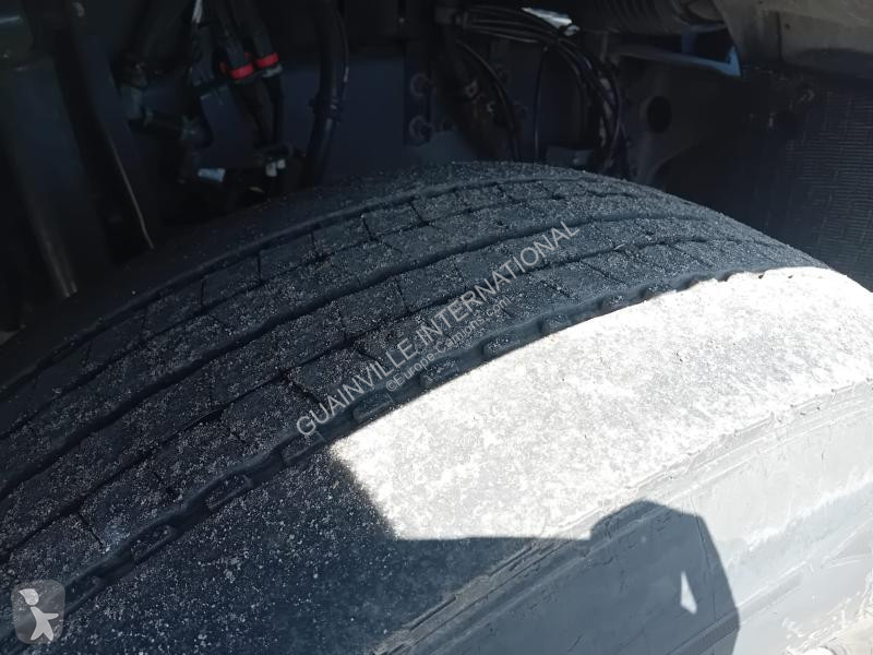 Nyergesvontató Renault 460 Gamme T
