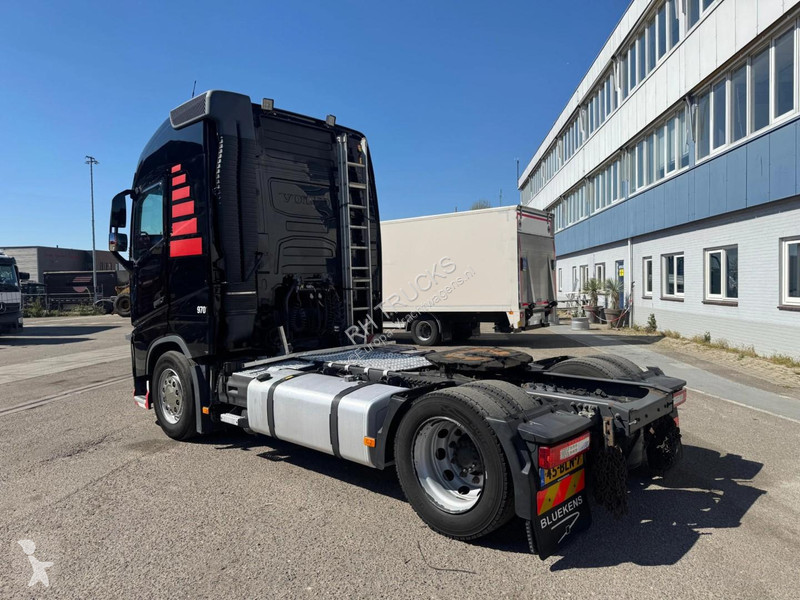 Trekker Volvo 460 4X2 EURO 6 MEGA