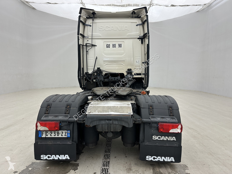 جرار Scania