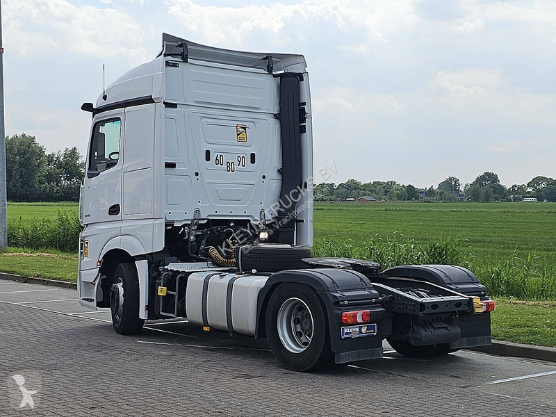 جرار Mercedes ACTROS 1845
