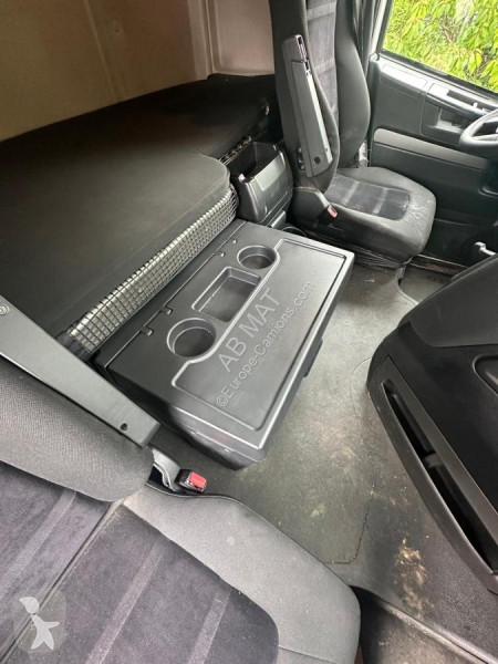 جرار Iveco AS 440 S 42